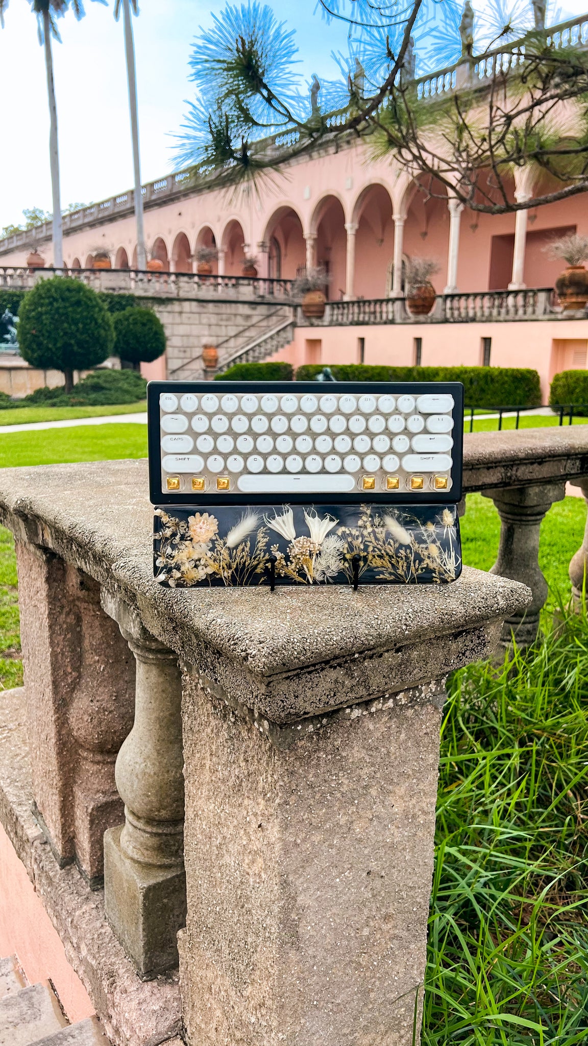 (Bluetooth!) Black White and Gold Keyboard and Wrist Rest Set (Ready to Ship!)